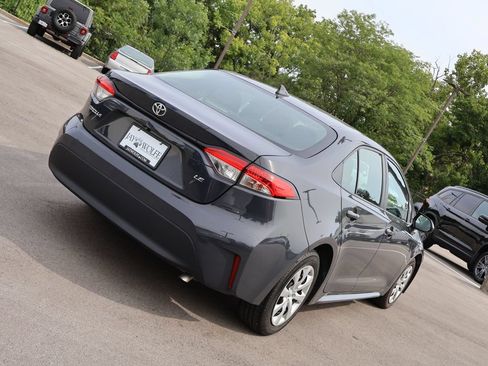 Used 2024 Toyota Corolla LE FWD image 7
