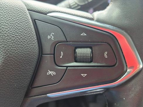 Used 2024 Chevrolet Trax LT w/ Driver Confidence Package FWD image 12