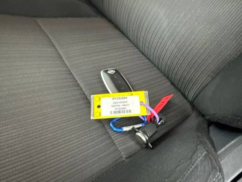 Certified 2024 Nissan Sentra SV FWD image 27