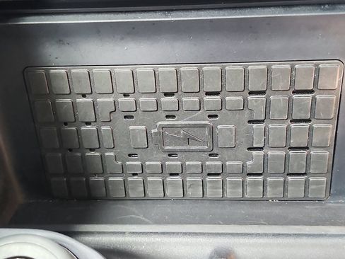 Used 2025 Ford Expedition Active AWD/4WD image 38