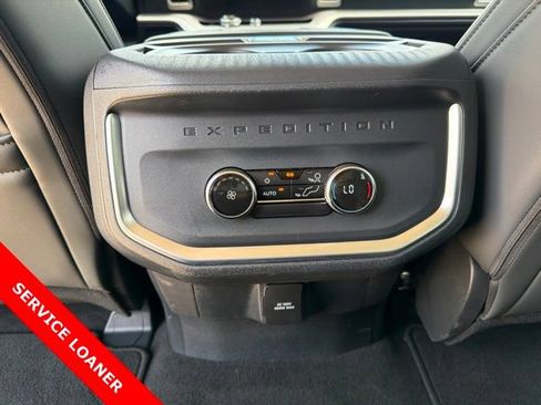 New 2026 Ford Expedition Active AWD/4WD image 24