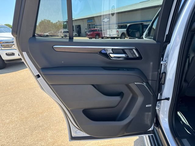 New 2026 Chevrolet Tahoe High Country AWD/4WD image 22