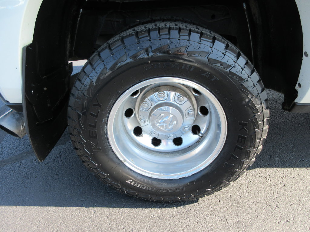 Used 2019 RAM 3500 Limited w/ Max Tow Package AWD/4WD image 13