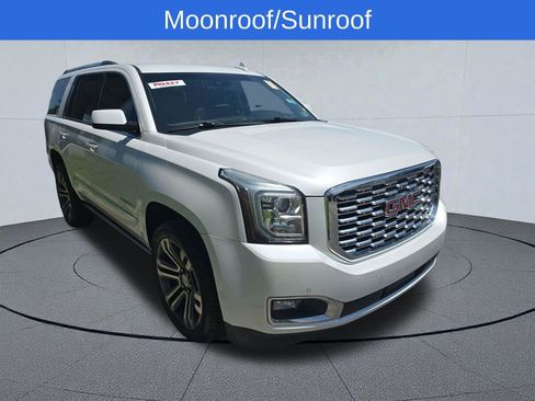 Used 2020 GMC Yukon Denali w/ Denali Premium Package AWD/4WD image 4