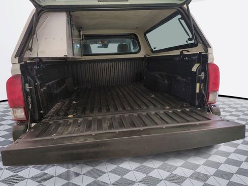 Used 2022 Toyota Tacoma SR RWD image 22