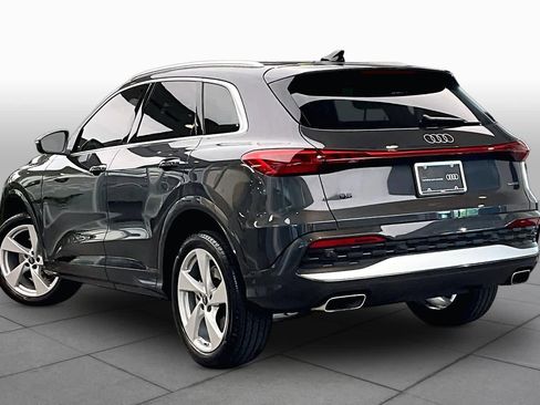 Certified 2025 Audi Q5 Premium Plus w/ Premium Plus AWD/4WD image 12
