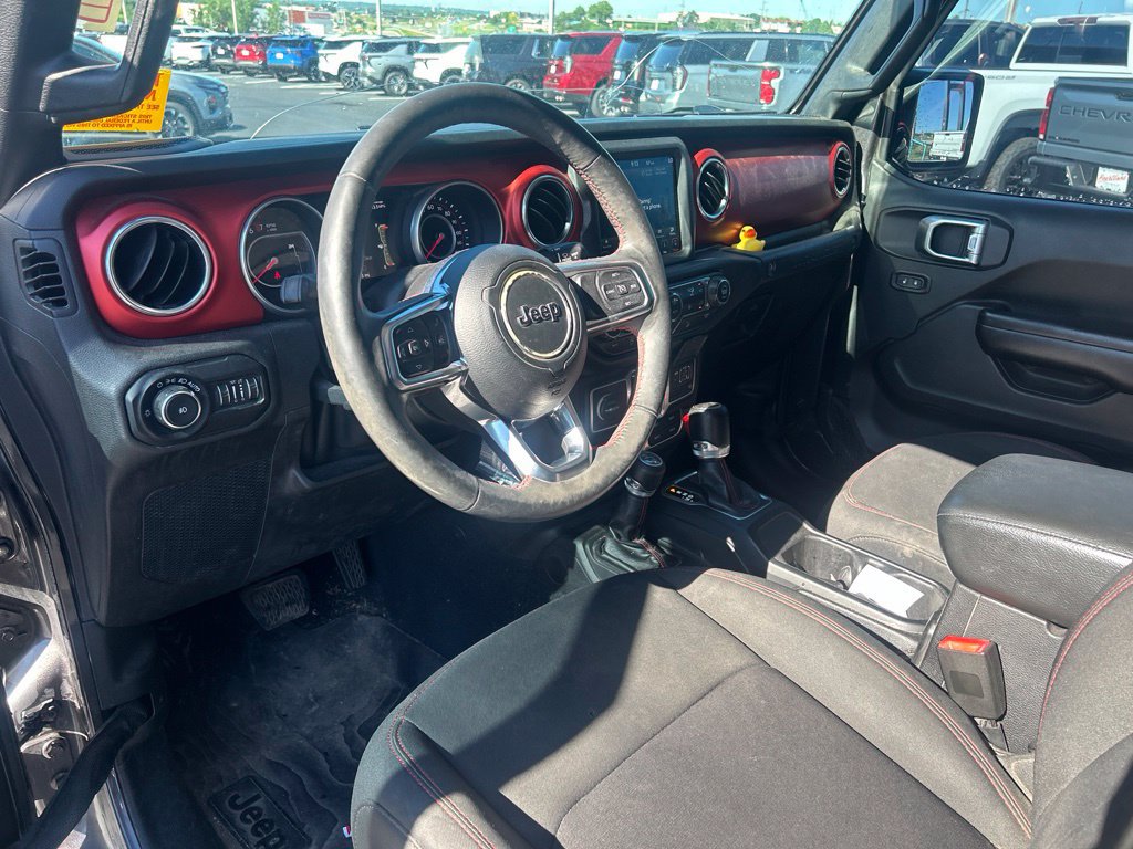 Used 2018 Jeep Wrangler Unlimited Rubicon AWD/4WD image 16