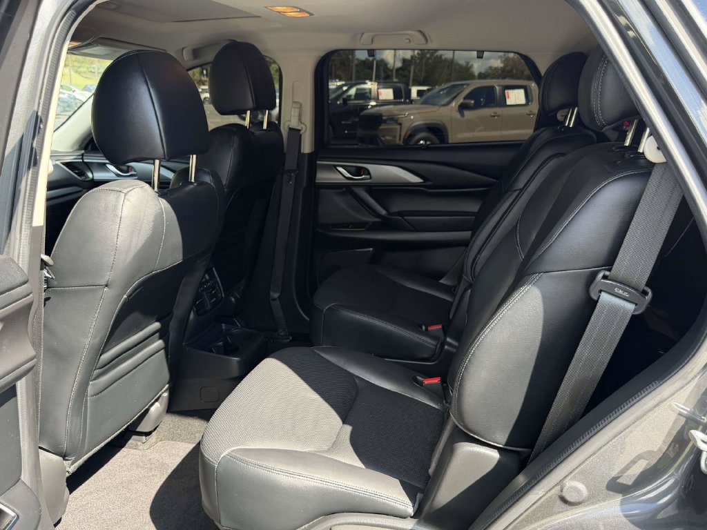 Used 2021 MAZDA CX-9 Touring w/ Touring Premium Package FWD image 15
