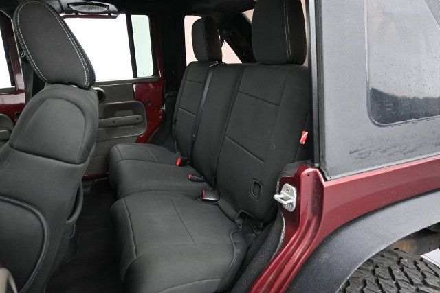 Used 2007 Jeep Wrangler Unlimited Sahara RWD image 27