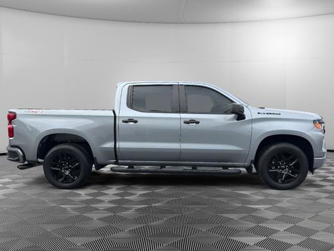 Used 2023 Chevrolet Silverado 1500 Custom w/ Rally Edition AWD/4WD image 6