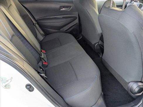 Used 2022 Toyota Corolla SE FWD image 19