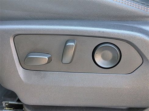 Used 2023 GMC Sierra 1500 AT4 w/ Technology Package image 20