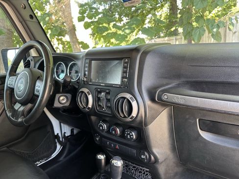 Used 2016 Jeep Wrangler Unlimited Sport w/ Quick Order Package 24S image 10