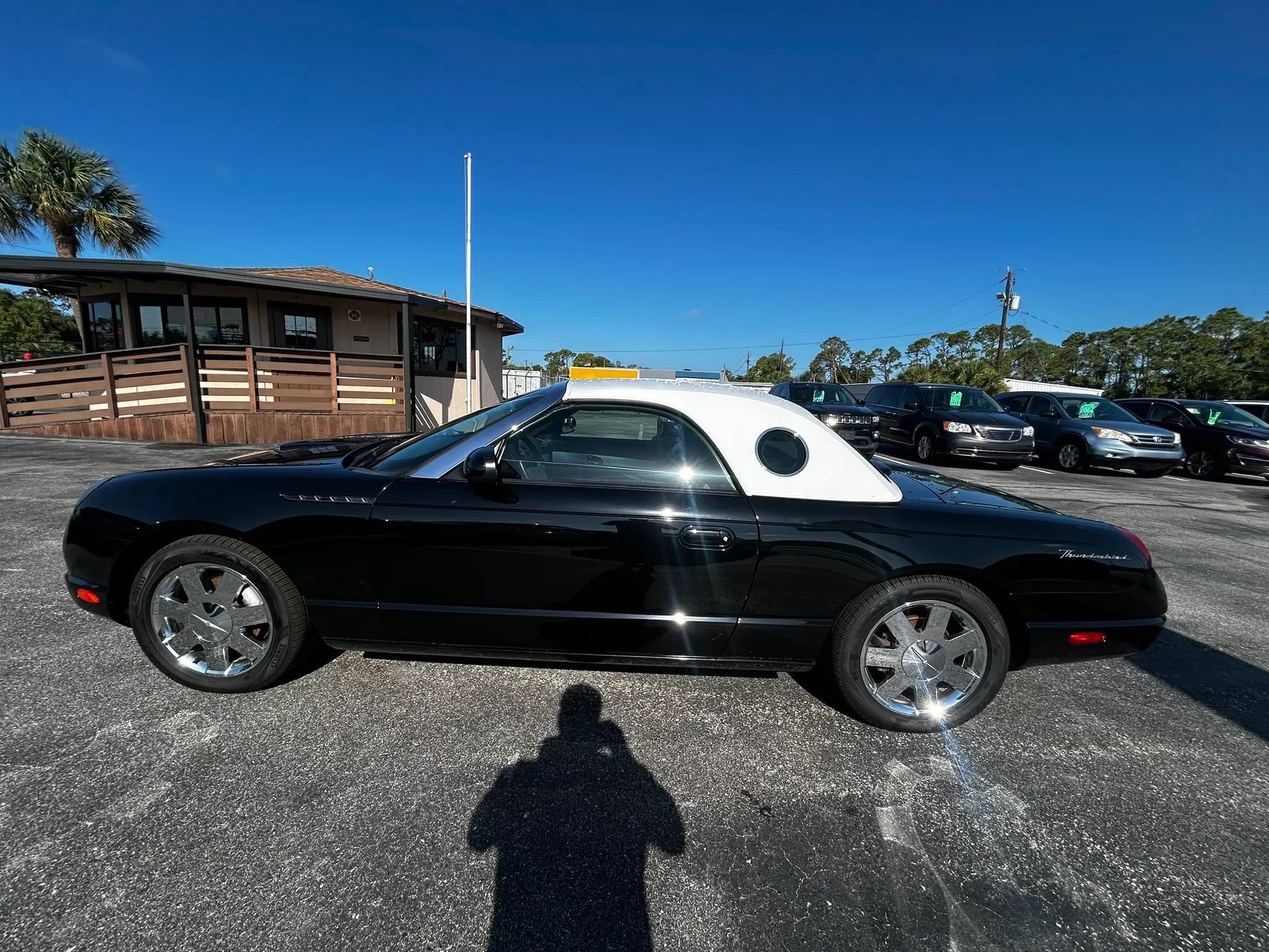 Used 2002 Ford Thunderbird RWD image 8