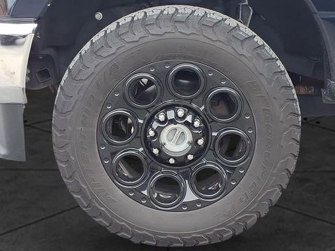 Used 2021 Ford F250 XL w/ STX Appearance Package image 12