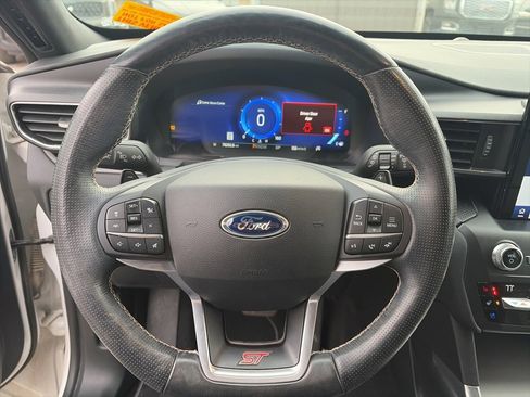 Used 2020 Ford Explorer ST w/ ST Street Pack image 13