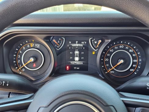New 2026 Jeep Gladiator Sport AWD/4WD image 11