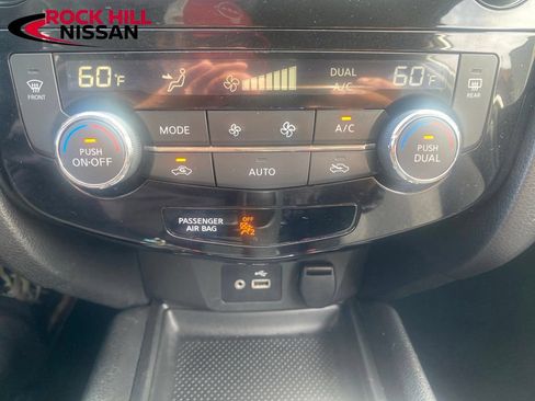 Certified 2020 Nissan Rogue SV AWD/4WD image 28