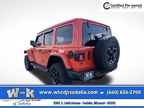 Used 2023 Jeep Wrangler Unlimited Rubicon w/ LED Lighting Group AWD/4WD image 11
