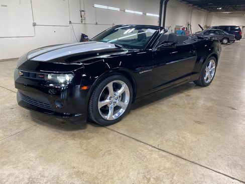 Used 2015 Chevrolet Camaro LT image 1