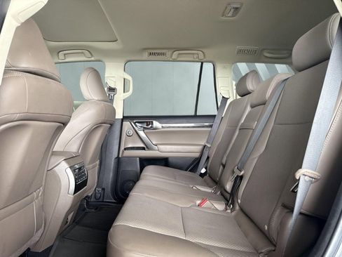 Certified 2023 Lexus GX 460 Luxury w/ Accessory Package image 24