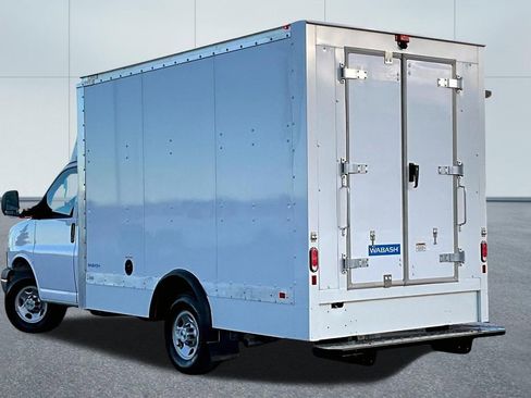 Used 2024 Chevrolet Express 3500 w/ Power Convenience Package RWD image 3
