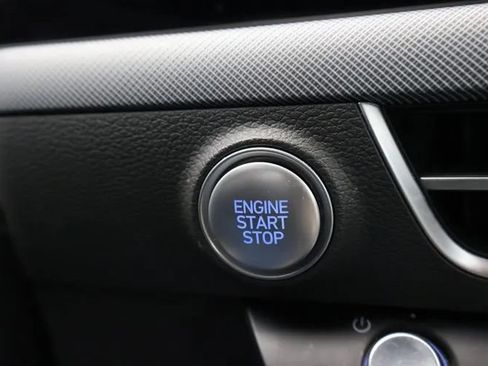 Used 2025 Hyundai Sonata SEL FWD image 28