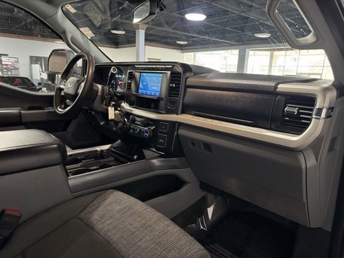 Used 2023 Ford F250 XLT image 19