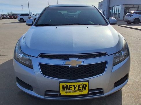 Used 2014 Chevrolet Cruze LT image 3