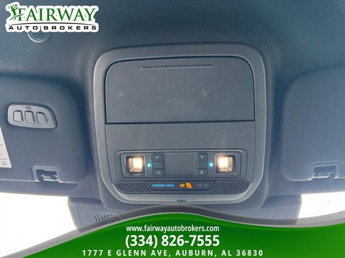 Used 2025 Ford Explorer ST-Line w/ ST-Line Street Pack AWD/4WD image 26