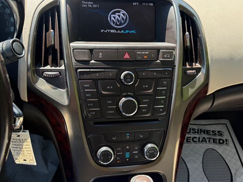 Used 2012 Buick Verano FWD image 14