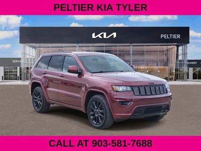 Used 2019 Jeep Grand Cherokee Altitude