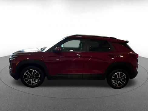 Used 2025 Chevrolet TrailBlazer LT FWD image 7