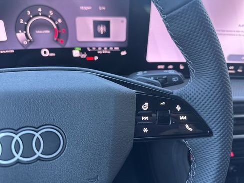 New 2026 Audi SQ5 Premium Plus image 21