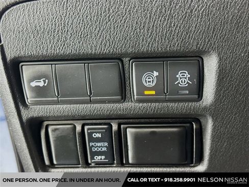 Used 2020 Nissan Armada SL w/ Premium Package image 10