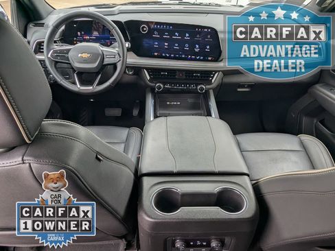 Used 2025 Chevrolet Tahoe Premier AWD/4WD image 19