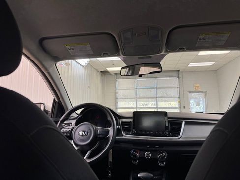 Used 2021 Kia Rio LX image 18