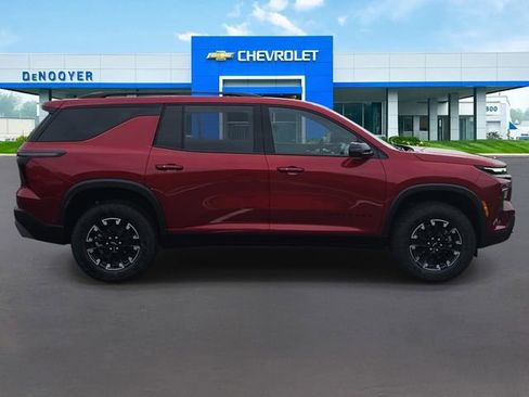 New 2026 Chevrolet Traverse Z71 w/ Enhanced Driving Package AWD/4WD image 7