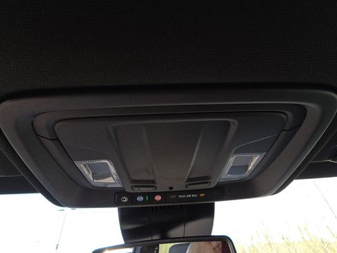 New 2026 GMC Sierra 3500 SLT image 25