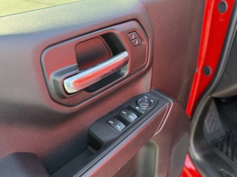 Used 2025 Chevrolet Silverado 1500 Custom Trail Boss image 23