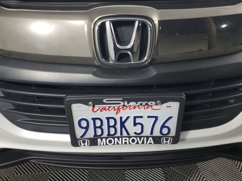 Used 2022 Honda HR-V EX image 10