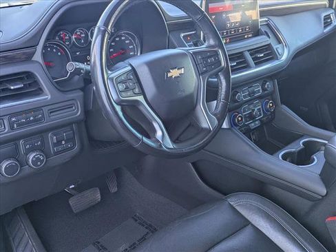 Used 2021 Chevrolet Tahoe LT w/ LT Signature Package image 9