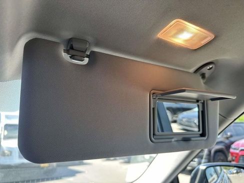 Certified 2024 Toyota Highlander XLE FWD image 43