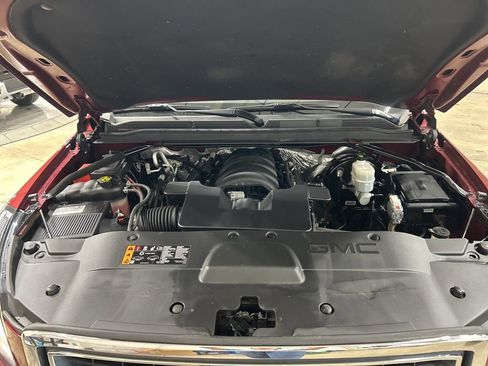 Used 2018 GMC Yukon SLT w/ Open Road Package image 33