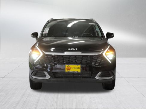 Used 2024 Kia Sportage EX AWD/4WD image 2