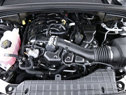 Used 2022 Jeep Grand Cherokee L Limited w/ Luxury Tech Group II image 26