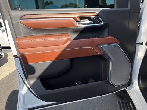 Used 2024 GMC Sierra 3500 Denali Ultimate image 19