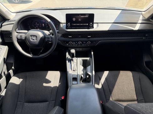 Used 2023 Honda Accord EX image 12