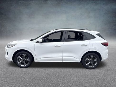 Used 2023 Ford Escape ST-Line Select AWD/4WD image 10