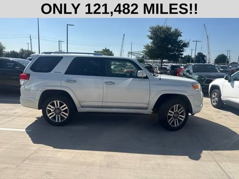 Used 2012 Toyota 4Runner Limited AWD/4WD image 2